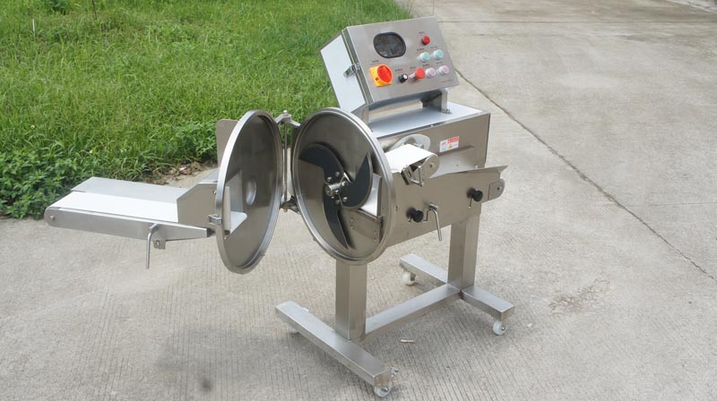 couper la viande congel&eacute;e