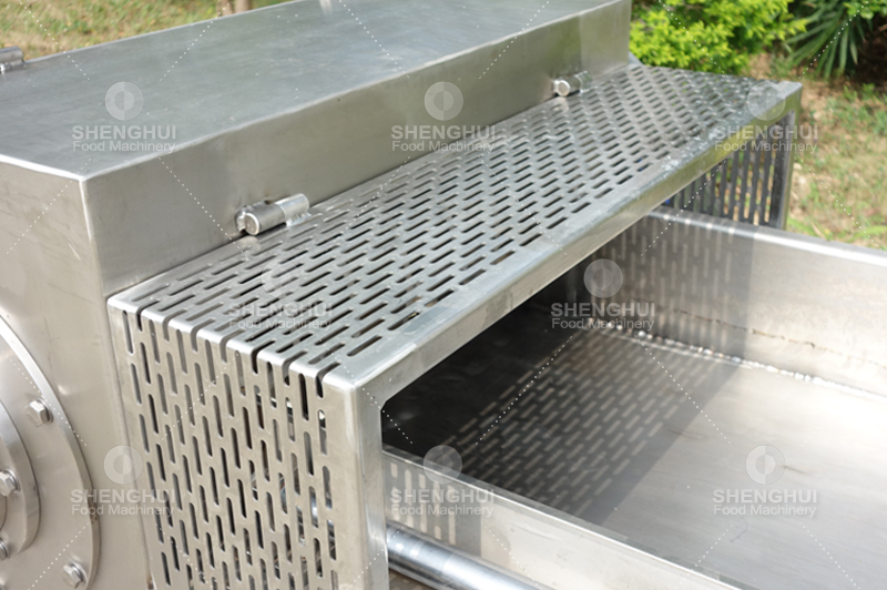 Machine &agrave; d&eacute;couper la viande