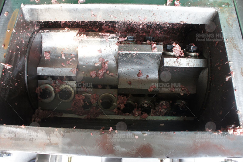 Machine de traitement des aliments de cuisine