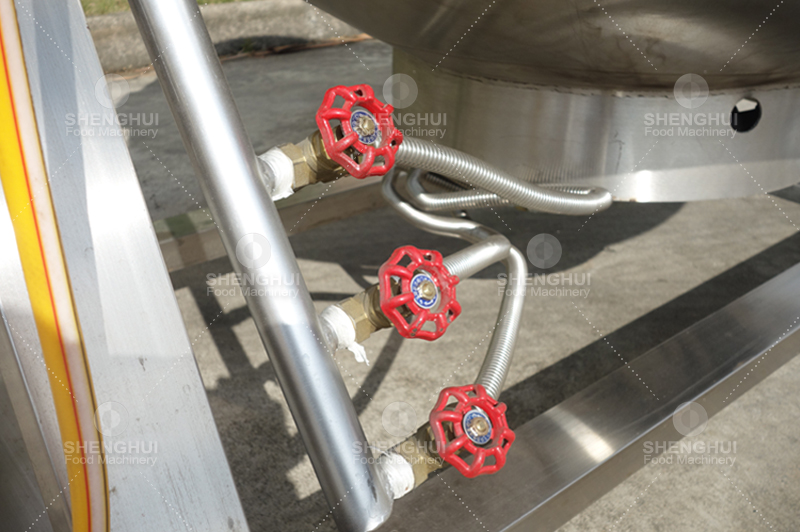 R&eacute;servoir chemis&eacute; 1