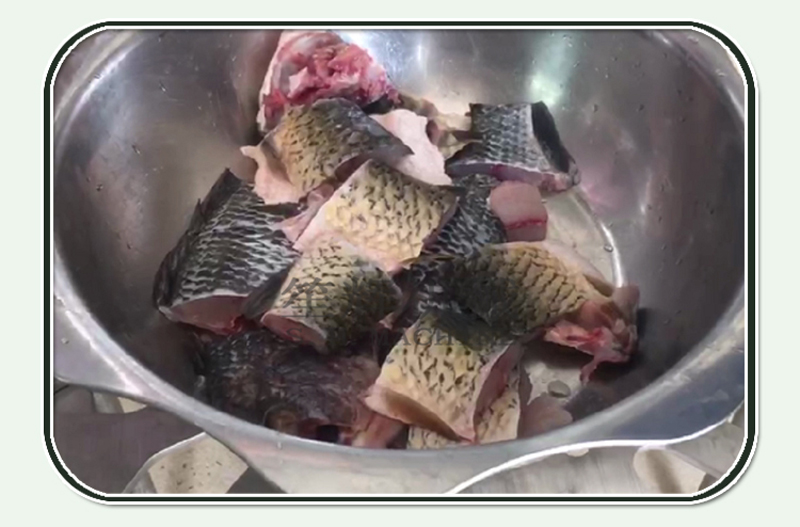 machine de d&eacute;coupe de viande fra&icirc;che 1