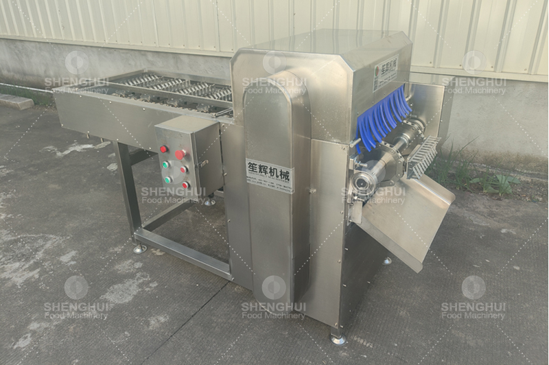 machine &agrave; d&eacute;couper le manioc