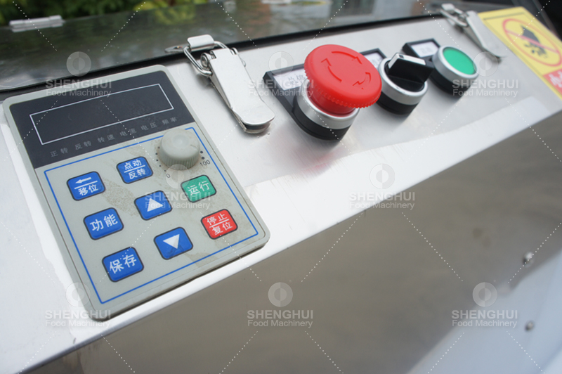 Machine &agrave; d&eacute;couper les l&eacute;gumes1