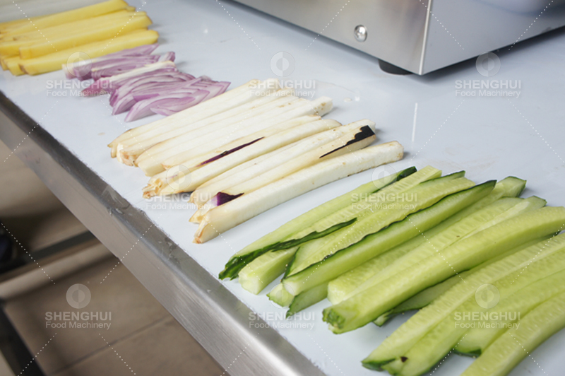 Machine &agrave; d&eacute;couper1