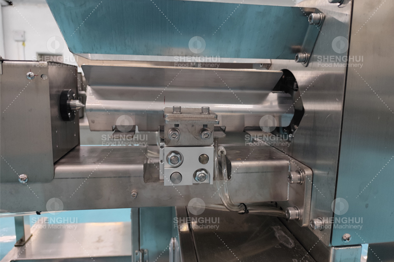 Prix d'une machine &agrave; &eacute;plucher le manioc 1.jpg