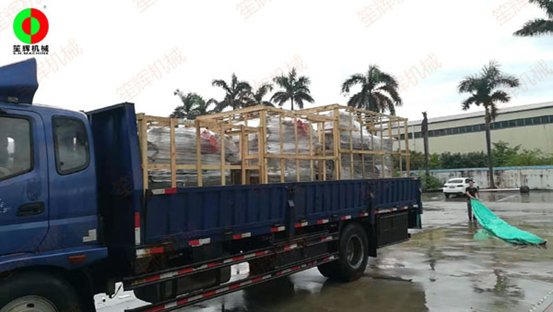 Machine &agrave; laver les fruits