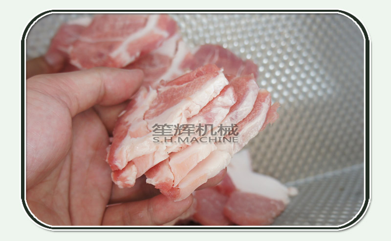 Dicer trancheur &eacute;lectrique - machine de d&eacute;coupe alimentaire