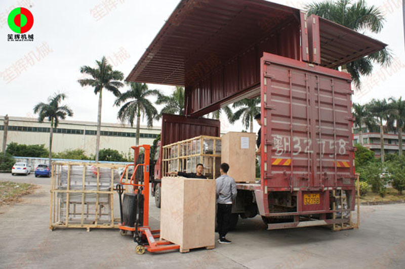 machine de traitement de fruits et l&eacute;gumes