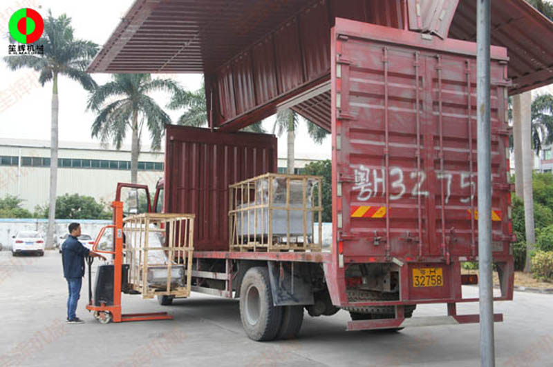 machine de d&eacute;coupe de l&eacute;gumes