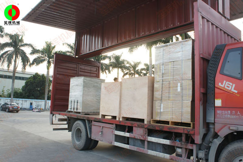 Un lot de produits aquatiques et d’équipements de traitement de fruits et légumes commandés par les clients de la distribution vietnamienne a été expédié.
